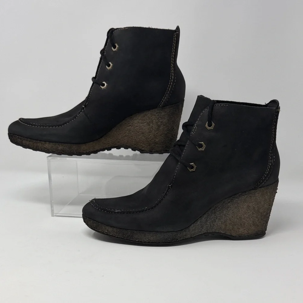 Timberland “wallaby” Black Wedge Leather Ankle Boots Size 9
